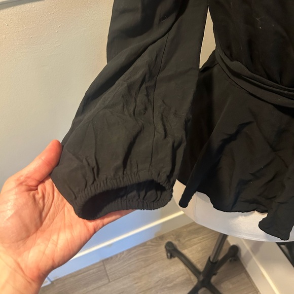 LOFT wrap top - Picture 5 of 7